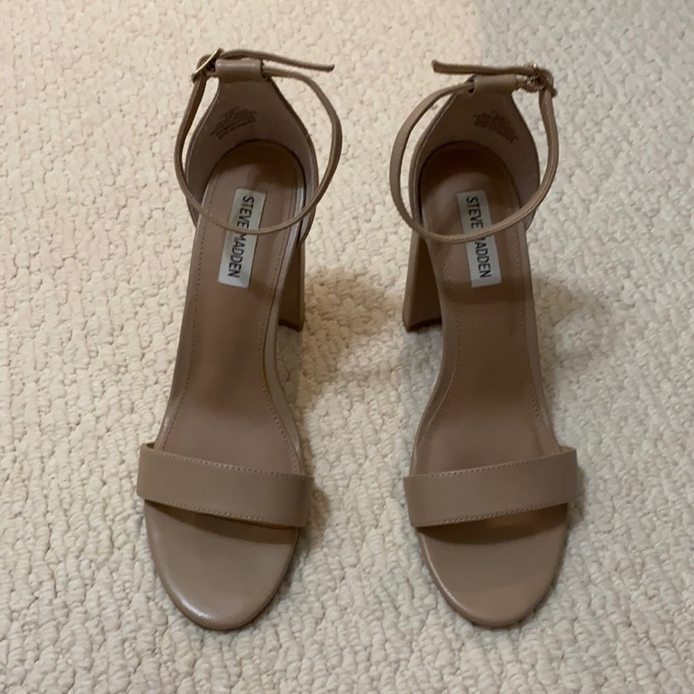 Steve Madden Heels (tan)